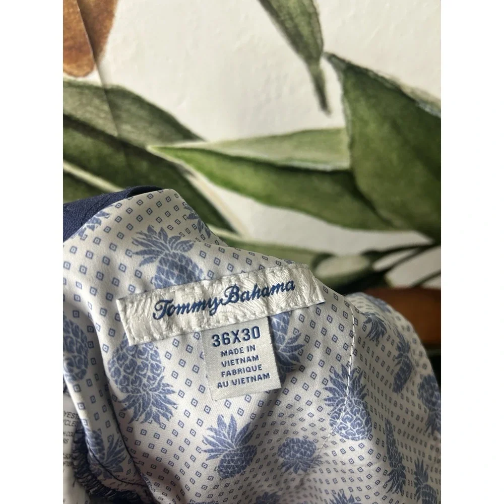 Tommy Bahama Mens 36 x 30 Blue Performance Pants Stretch Waist Pockets